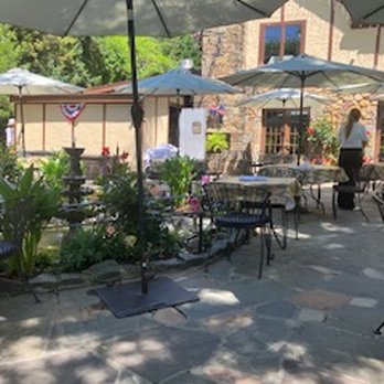 Old Anglers Inn - Front Patio - American Near Me - Potomac, Maryland