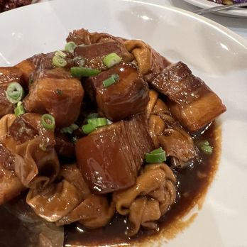 Jiang Nan Spring - Braised pork (no abalone) - Chinese Near Me - Alhambra, California