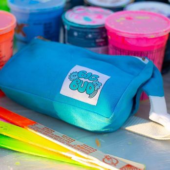 Big Bud Press - Painting a mural with my fanny pack. - Accessories Near Me - Los Angeles, California