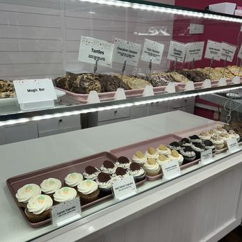 Confetti Sweets - Bakeries Near Me - Sherwood Park, Alberta Confetti Sweets - Bakeries Near Me - Sherwood Park, Alberta