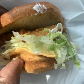 Royal Farms - Chicken is some where hidden in there - Convenience Stores Near Me - Columbia, Maryland