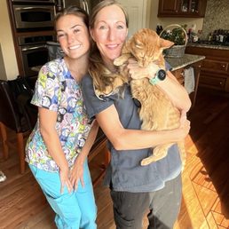 Dr Crain holding my cat, Rory, with Holly her Vet tech next to her. Dr Crain holding my cat, Rory, with Holly her Vet tech next to her.