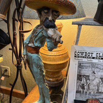 Daisy's Rescued Goods - Kitschy sculpture - Thrift Stores Near Me - Carefree, Arizona Daisy's Rescued Goods - Kitschy sculpture - Thrift Stores Near Me - Carefree, Arizona