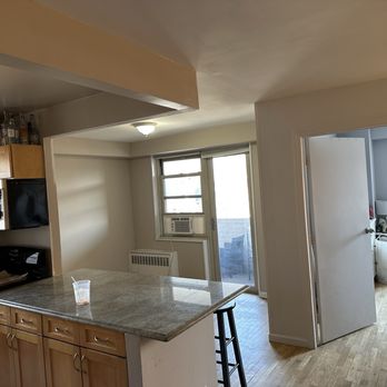 Manhattan Pressurized Walls - Wall installed - General Contractors Near Me Manhattan Pressurized Walls - Wall installed - General Contractors Near Me