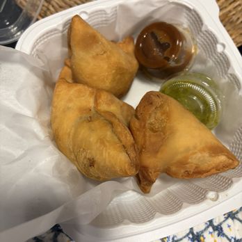 Baba's Kitchen - Samosas - Food Trucks Near Me - Sunnyvale, California Baba's Kitchen - Samosas - Food Trucks Near Me - Sunnyvale, California