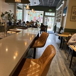 Pho Banh Mi - Interior view from bar seating