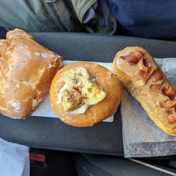 Starlight Donuts - three different types of doughnuts - Donuts Near Me - Barstow, California Starlight Donuts - three different types of doughnuts - Donuts Near Me - Barstow, California
