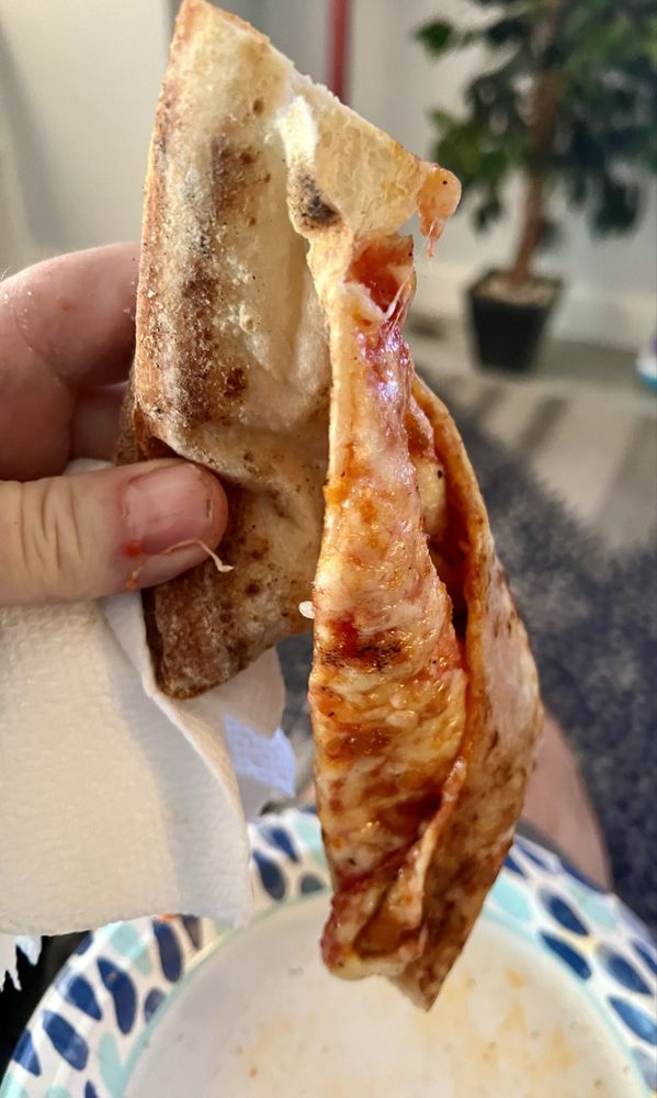 PIZZA D’AMORE Updated October 2024 25 Photos & 58 Reviews 208