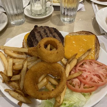 Old Westbury Diner - Cheese Burger Deluxe - Diners Near Me - Old Westbury, New York Old Westbury Diner - Cheese Burger Deluxe - Diners Near Me - Old Westbury, New York