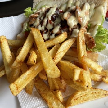 Levantin - Grilled chicken sandwich - Cocktail Bars Near Me - Malay, AKL