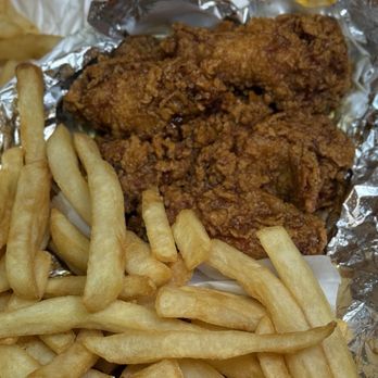 KluckHaus - Burgers Near Me - Brookline, Massachusetts
