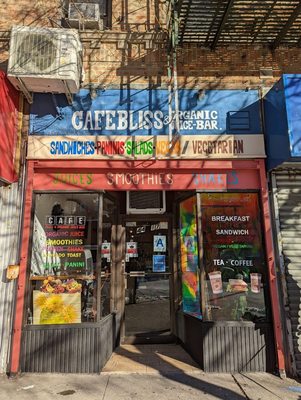 Cafe bliss and organic juice bar by null