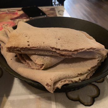Asmara Restaurant - Spongy injera - Ethiopian Near Me - Oakland, California