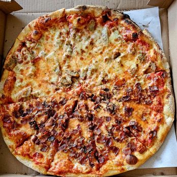 The New Haven Pizza - Large cheese pizza, half bacon half meatball. - Pizza Near Me - Wolcott, Connecticut The New Haven Pizza - Large cheese pizza, half bacon half meatball. - Pizza Near Me - Wolcott, Connecticut