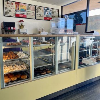 Upland Donuts - Inside - Donuts Near Me - Upland, California Upland Donuts - Inside - Donuts Near Me - Upland, California