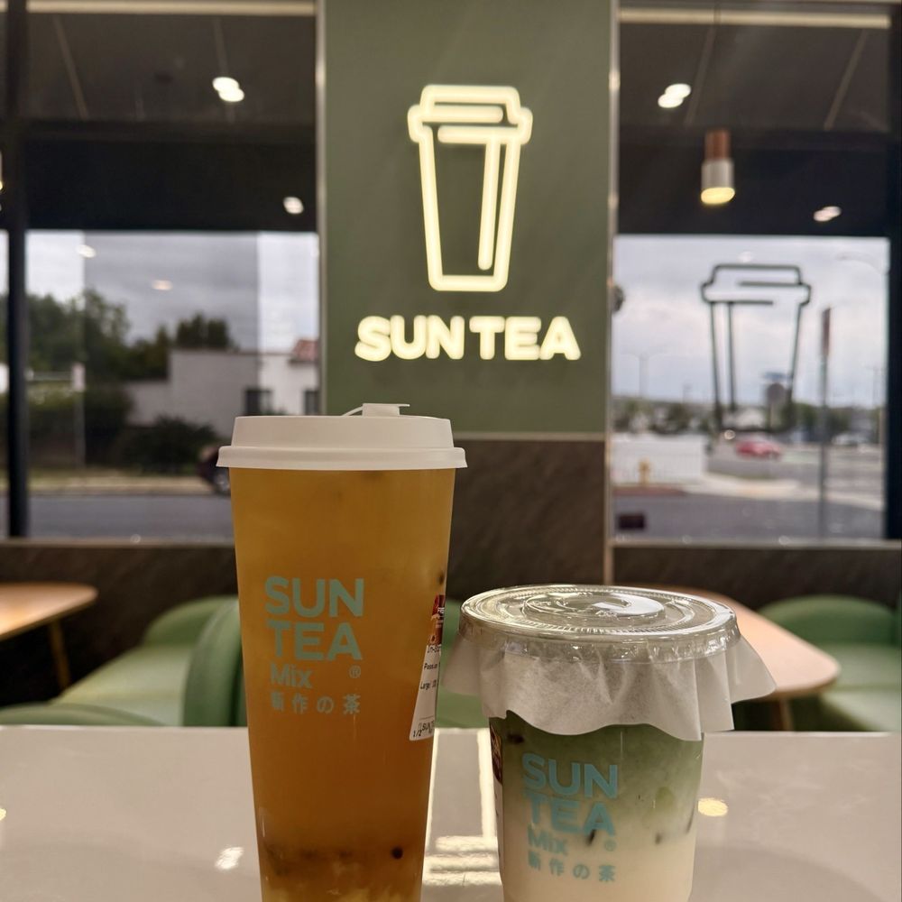 Passion Mango Bloom Tea and Banana Matcha Passion Mango Bloom Tea and Banana Matcha