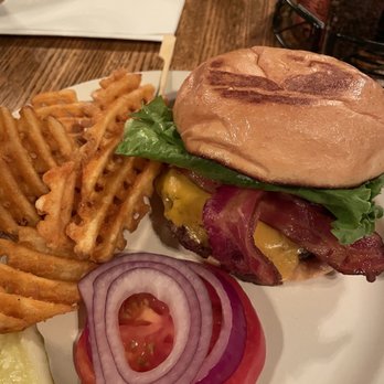 MeMe's Cafe - Bacon cheese burger - American Near Me - Springdale, Utah MeMe's Cafe - Bacon cheese burger - American Near Me - Springdale, Utah