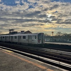 MTA - 103 St - Corona Plaza Subway Street