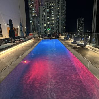 Citizen M - Miami Brickell Hotel - Rooftop Pool - Hotels Near Me - Miami, Florida Citizen M - Miami Brickell Hotel - Rooftop Pool - Hotels Near Me - Miami, Florida
