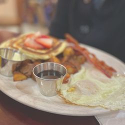The Twins Restaurant - Double Trouble with Pancakes for my partner on his very special day!