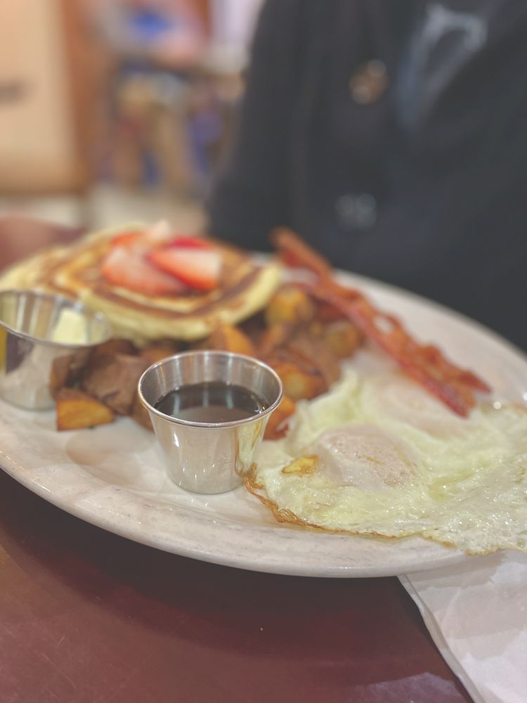 The Twins Restaurant