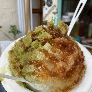 Monsarrat Shave Ice - Green Tea & Yuzu (with Kuromitsu Syrup) - Shaved Ice Near Me - Honolulu, Hawaii