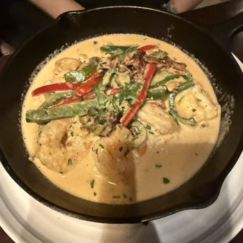 Juleps Kentucky Tavern - Shrimp and grits - Comfort Food Near Me - Ashburn, Virginia