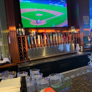 RUDY’S PUB & GRILL - 79 Photos & 107 Reviews - 2310 E Overland Rd ...