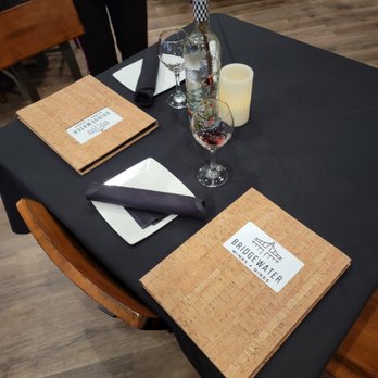 Bridgewater Wines and Dines - Table presentation - Beer, Wine & Spirits Near Me - Wilmington, North Carolina