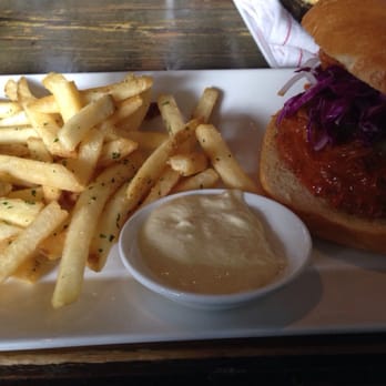 Marlowe - Not so great and what happen to my fries? Did the waitress eat them? - Diners Near Me - San Francisco, California