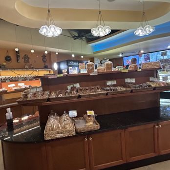 Breeze Bakery Cafe - Bakeries Near Me - Annandale, Virginia