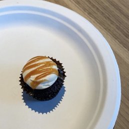 Chocolate Salted Caramel Cupcake