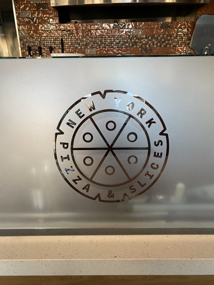 NEW YORK PIZZA & PINTS 144 Photos & 199 Reviews Pizza 824 W Stacy