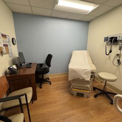 Immunology And Rheumatology Clinic - Inside patient room