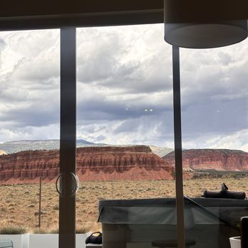Skyview Hotel - View of patio - Hotels Near Me - Torrey, Utah Skyview Hotel - View of patio - Hotels Near Me - Torrey, Utah