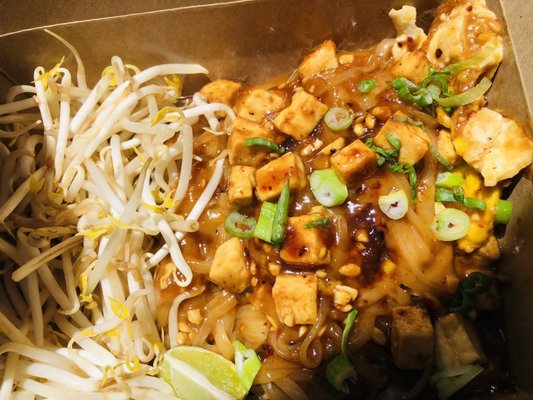 The Pad Thai Stand by null