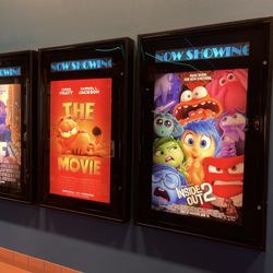 Woodbury 10 Theatre