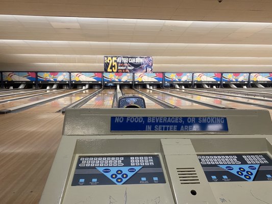 Whitestone Lanes by null