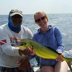 Fishing al Gusto - Wife catching dorado