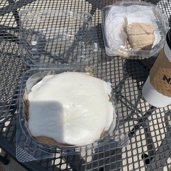 Yeast Nashville - Cinnamon roll - Bakeries Near Me - Nashville, Tennessee Yeast Nashville - Cinnamon roll - Bakeries Near Me - Nashville, Tennessee