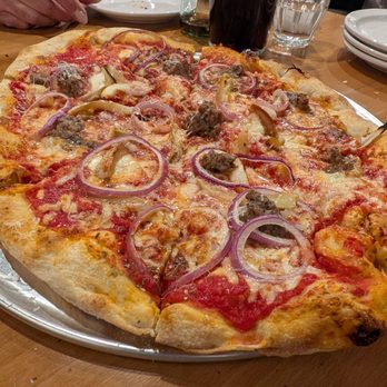 Tony's Pizzeria - Fennel sausage - Pizza Near Me - Albuquerque, New Mexico Tony's Pizzeria - Fennel sausage - Pizza Near Me - Albuquerque, New Mexico
