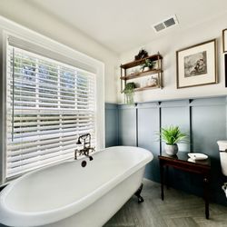 The Holly & Ivy Inn