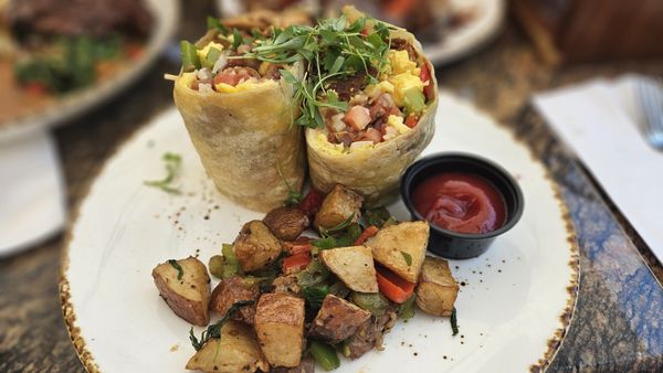 Clandestino Gastro-Bar by null