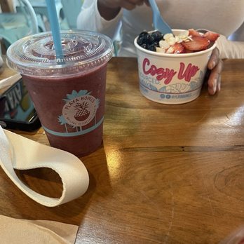 Playa Bowls - Oatmeal bowl - Juice Bars & Smoothies Near Me - Towson, Maryland