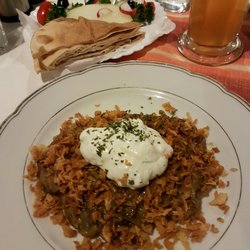 Restaurant Shiraz - Grilled aubergine with fried onions and yogurt