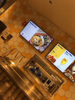 BIG & littles Restaurant by null