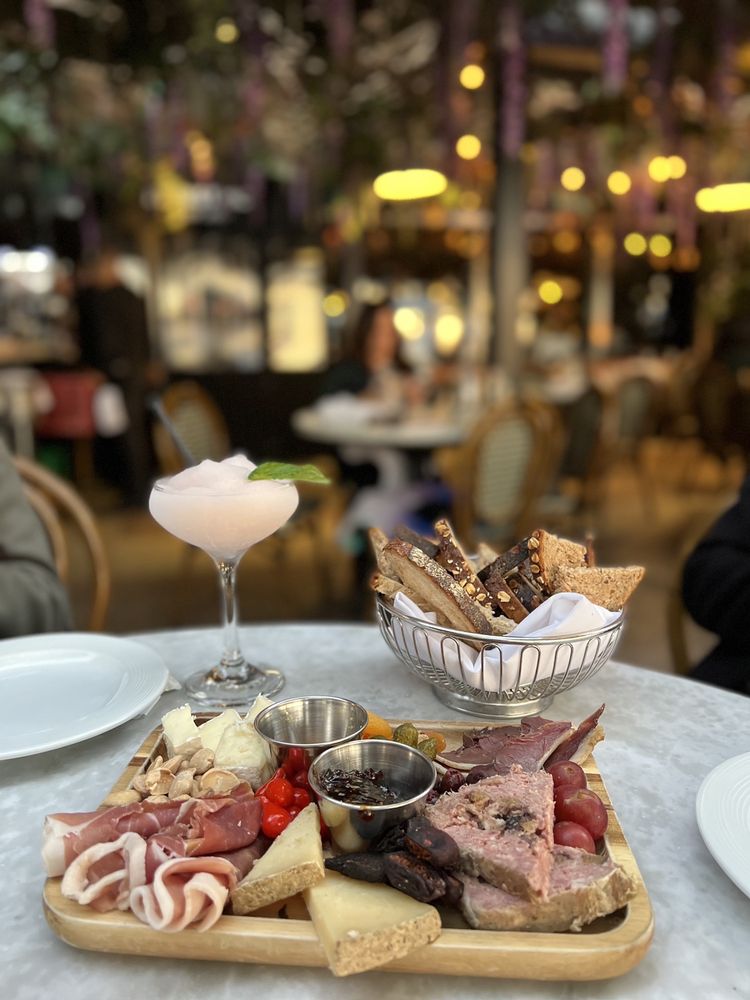 LIBERTY BISTRO - Updated September 2024 - 304 Photos & 156 Reviews