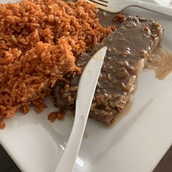 Chez Christina - Com Steak with red rice - Vietnamese Near Me - Milpitas, California