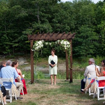 Foster's Clambakes and Catering - The pond backdrop for wedding. - Caterers Near Me - York, Maine Foster's Clambakes and Catering - The pond backdrop for wedding. - Caterers Near Me - York, Maine