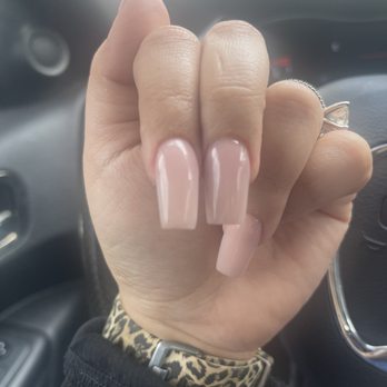 Gloss Nail Bar - Nail Salons Near Me - Houston, Texas